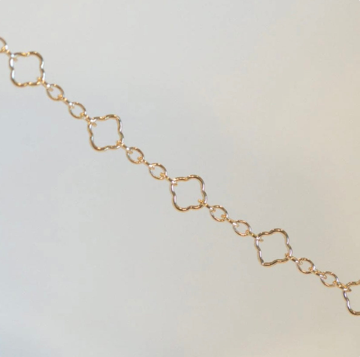Gold 5 Link Clover Chain