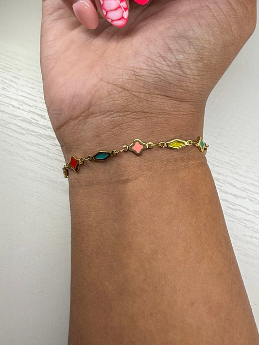 Gold, Rainbow Clover Chain
