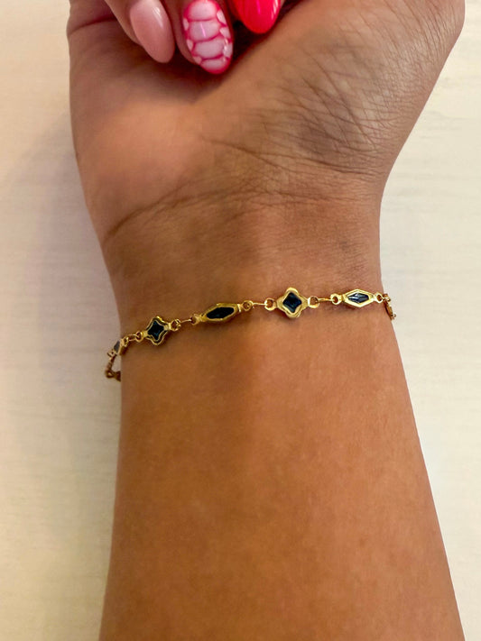 Gold, Black Clover Chain
